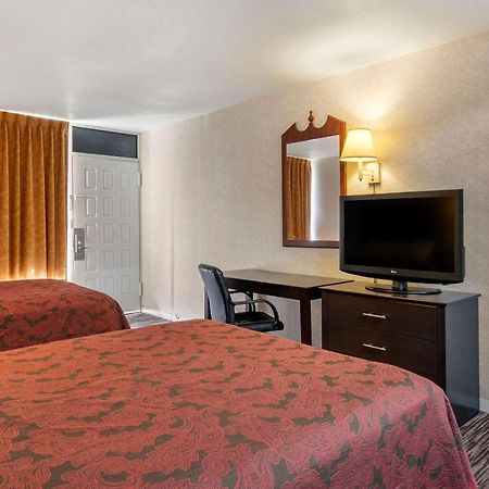 Rodeway Inn Clearwater-Largo Ngoại thất bức ảnh