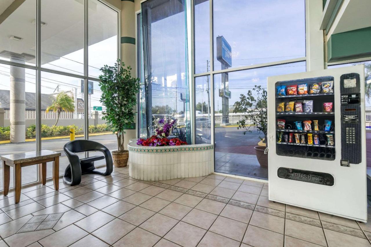 Rodeway Inn Clearwater-Largo Ngoại thất bức ảnh
